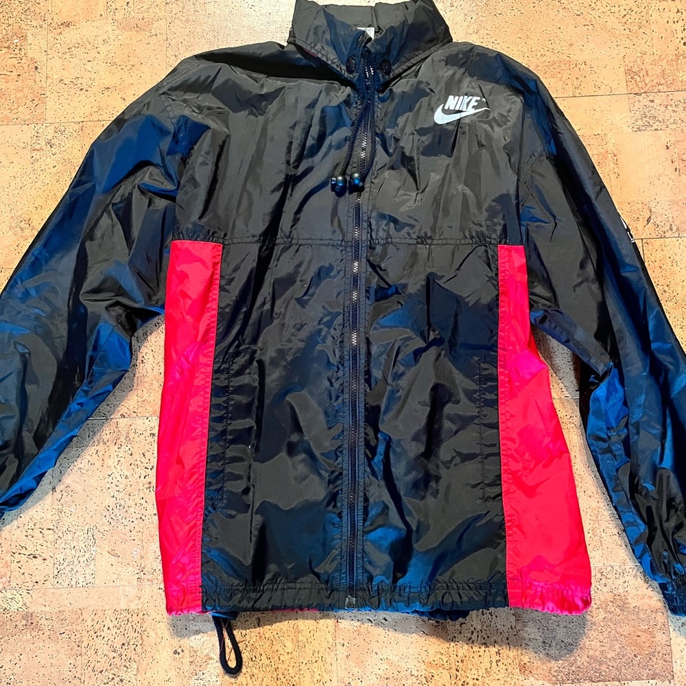 Retro Nike Jacket - Picture 3 of 9